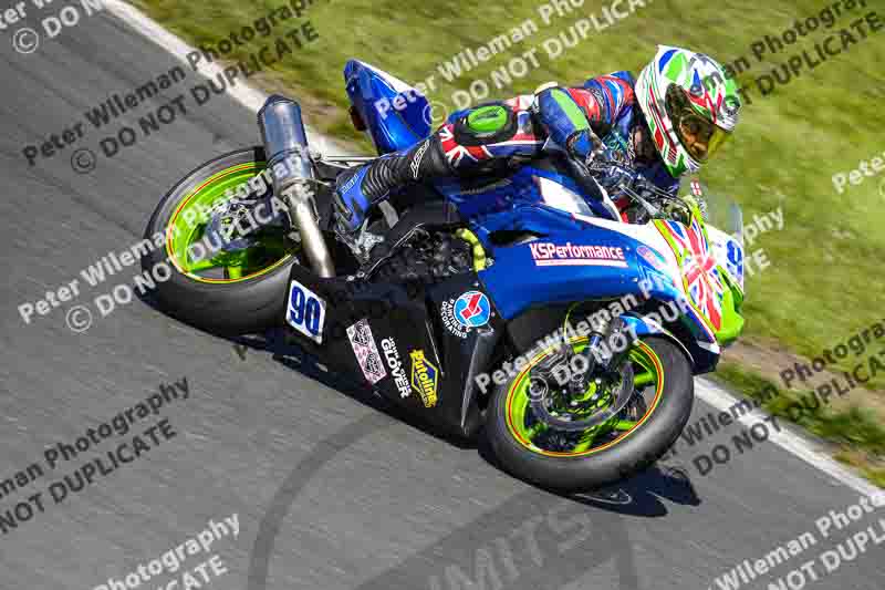 cadwell no limits trackday;cadwell park;cadwell park photographs;cadwell trackday photographs;enduro digital images;event digital images;eventdigitalimages;no limits trackdays;peter wileman photography;racing digital images;trackday digital images;trackday photos